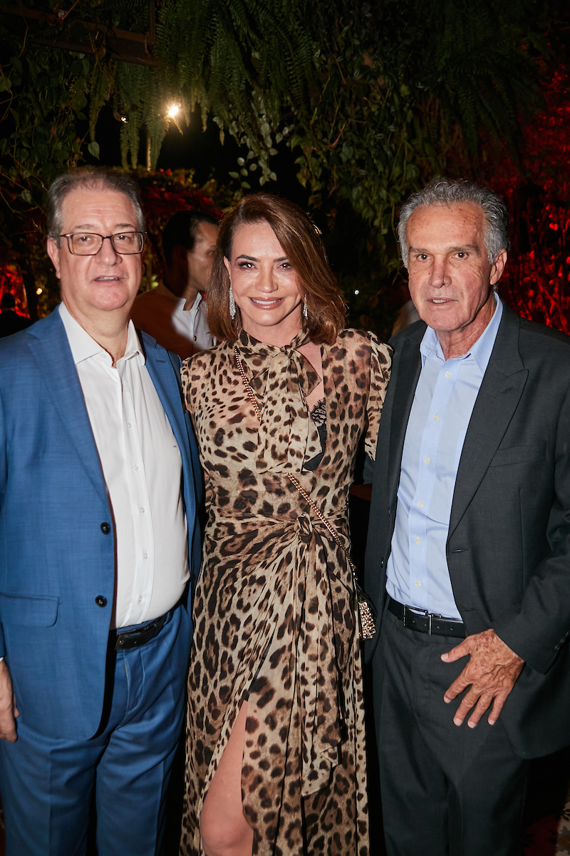 Jorge Fernandes, Isabella Carpaneda e Carlos Carpaneda