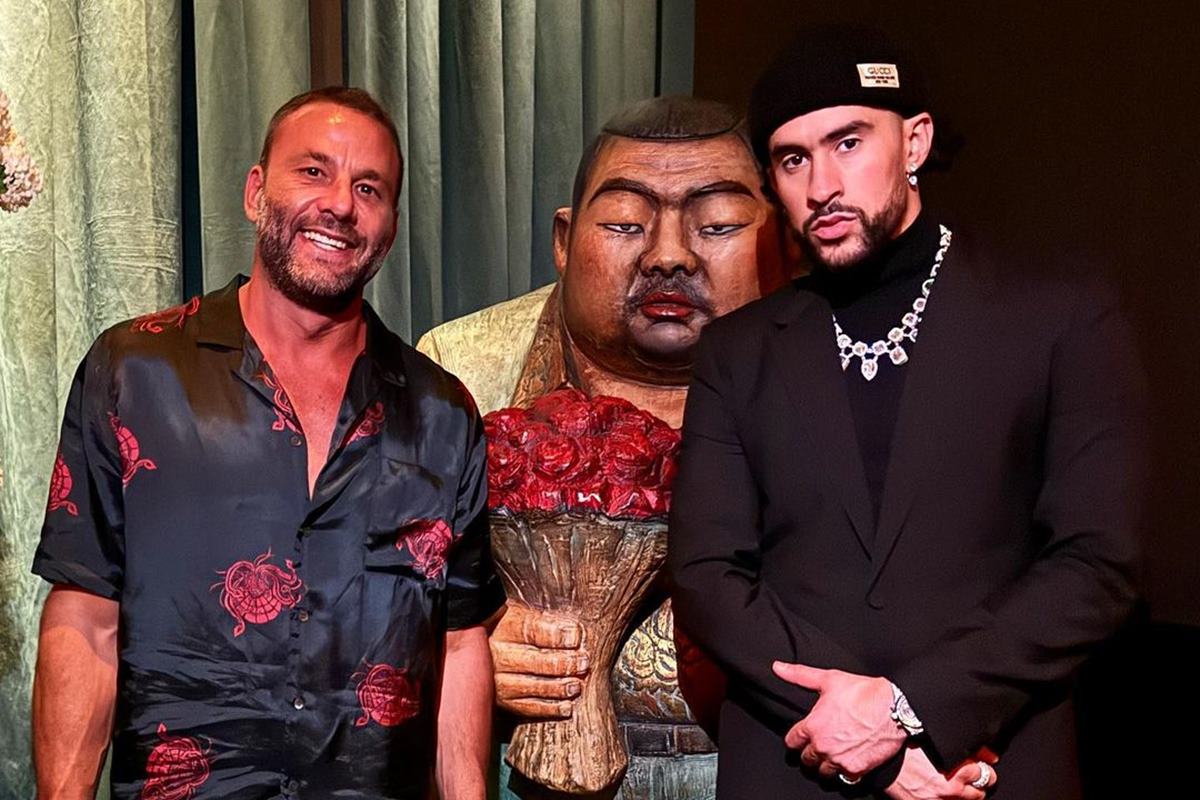 David Grutman e Bad Bunny no restaurante em Miami