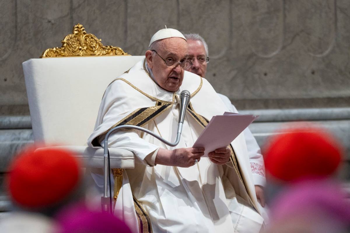 Saúde do Papa Francisco: Entenda a Evolução do Seu Estado e a Mudança na Rotina de Boletins