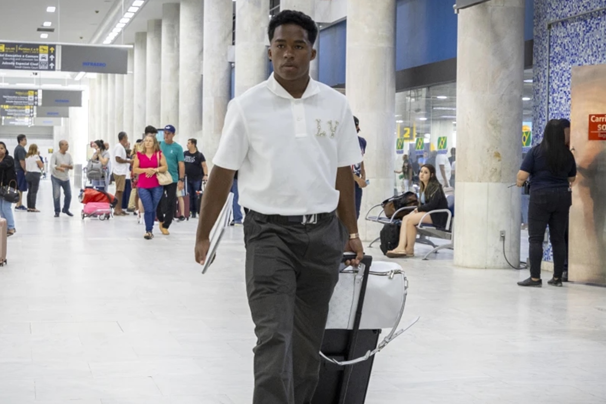 Jogador endrick seleção brasileira moda estilo - metrópoles