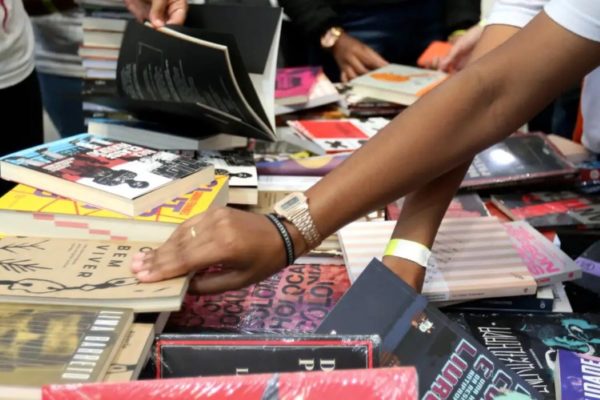 feira do livro da Unesp