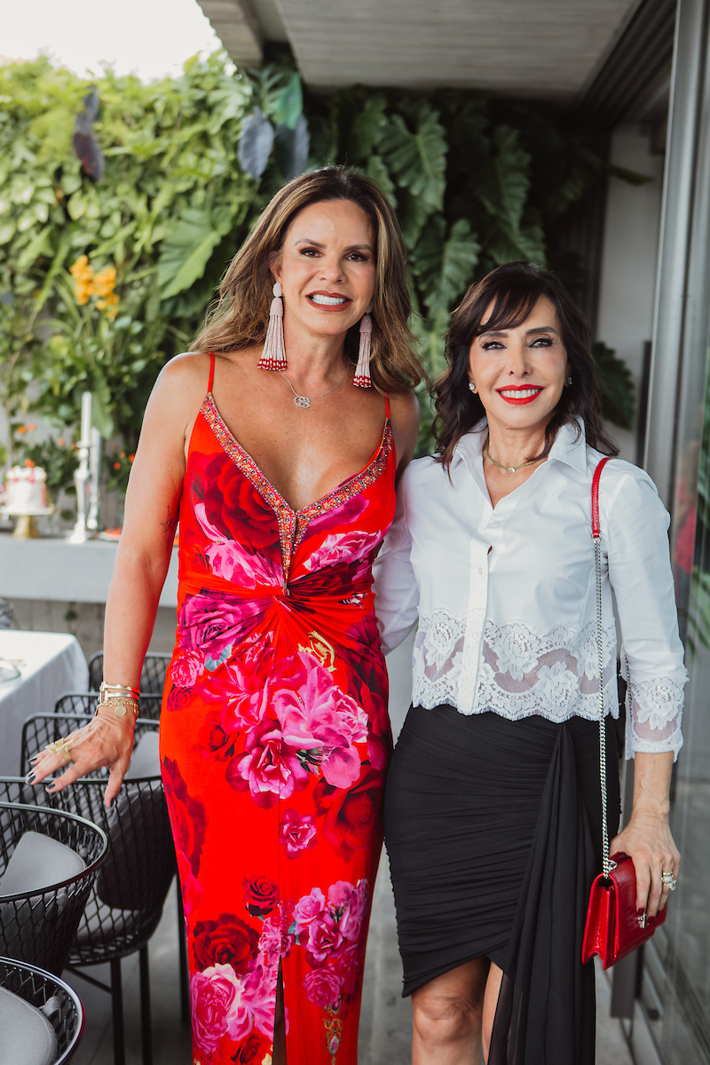 Silvana Chaves e Lara Torres celebram Claudia Salomão