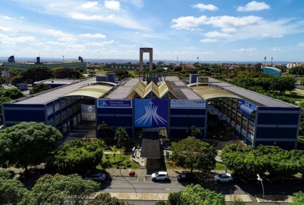 Foto colorida da UCB Brasília