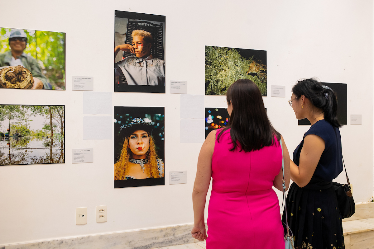 Abertura Exposição Raízes Entrelaçadas - Metrópoles