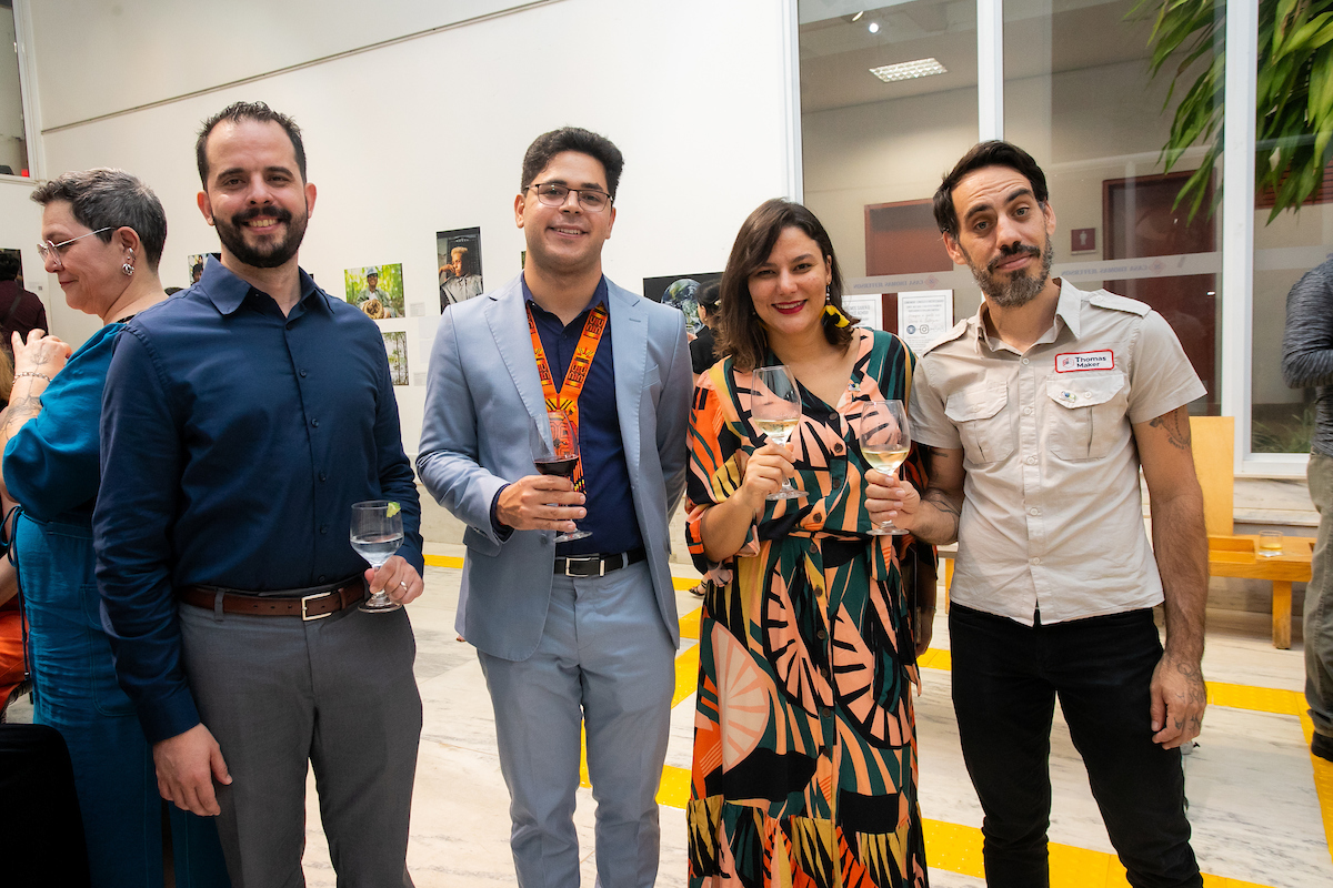 Abertura Exposição Raízes Entrelaçadas - Metrópoles