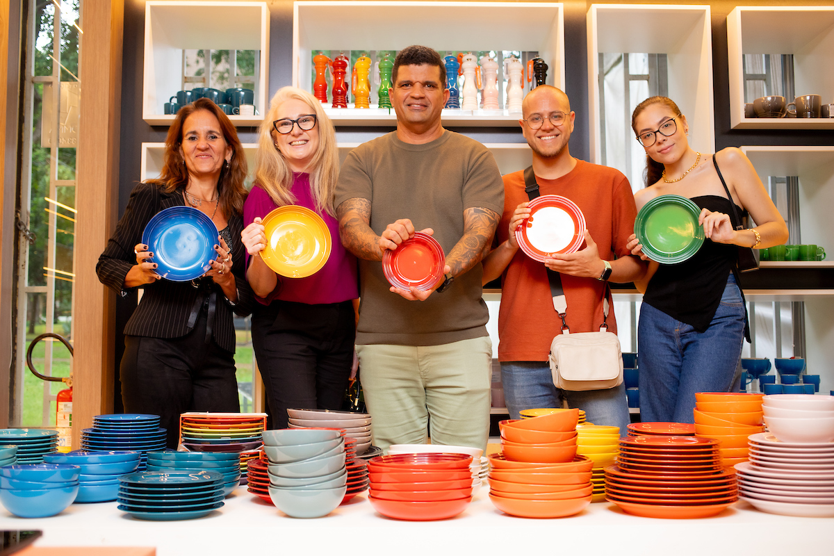 Aída Avelar, Alícia Vieira Ramos, Walace Santos, Nicolas Fleischmann e Paola Lucas