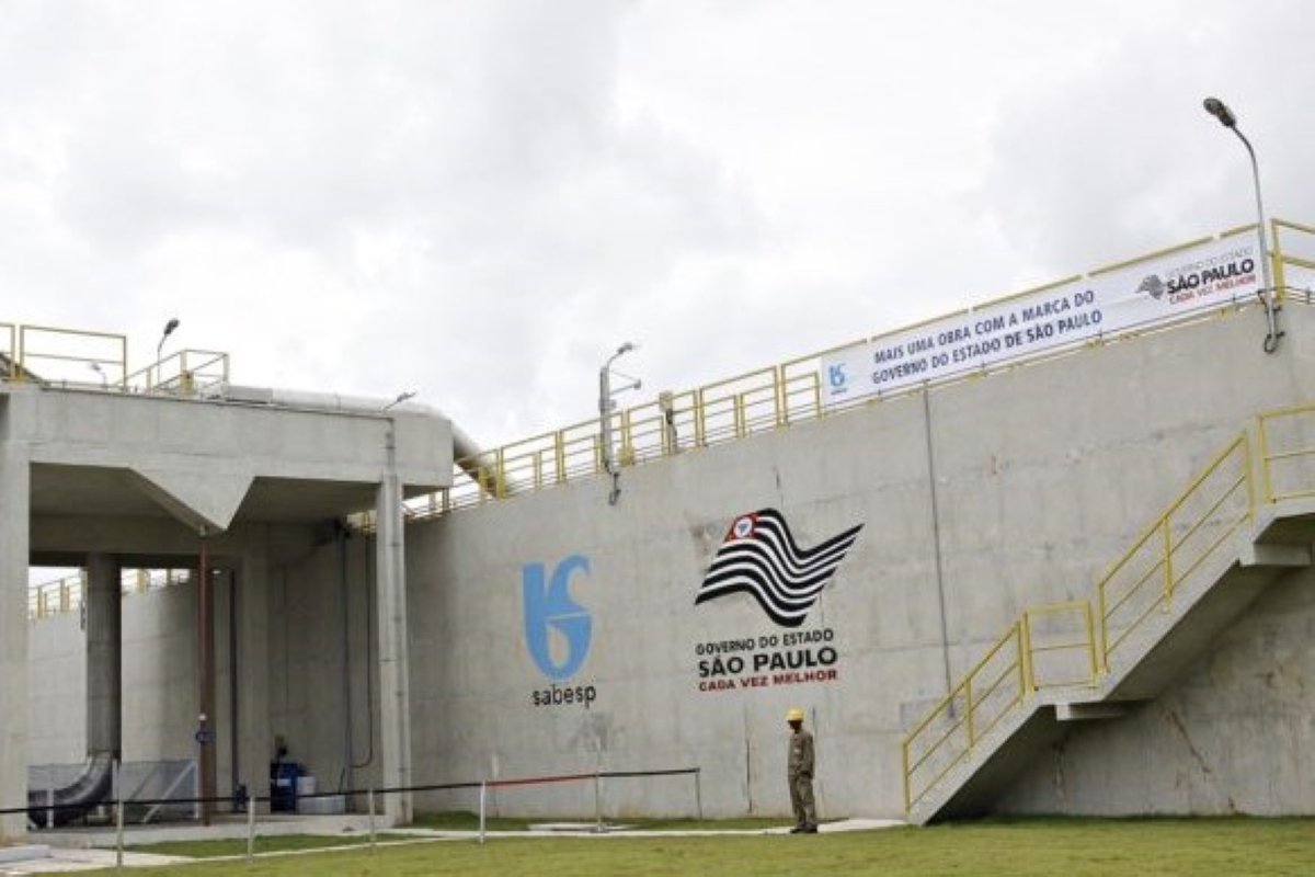 Apagão afeta abastecimento de água na capital e Grande SP, diz Sabesp