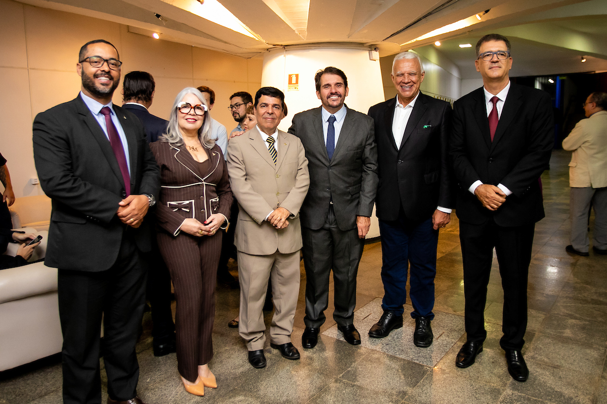 Daniel Alves Lima, Secretário de Estado Controlador-Geral do Distrito Federal; Hélvia Paranaguá,Secretária de Estado de Educação; Deputado Federal Prof. Paulo Fernando (Republicanos-SP), Adalberto Scigliano, José Humberto Pires, Secretário de Governo do DF e Saulo Diniz