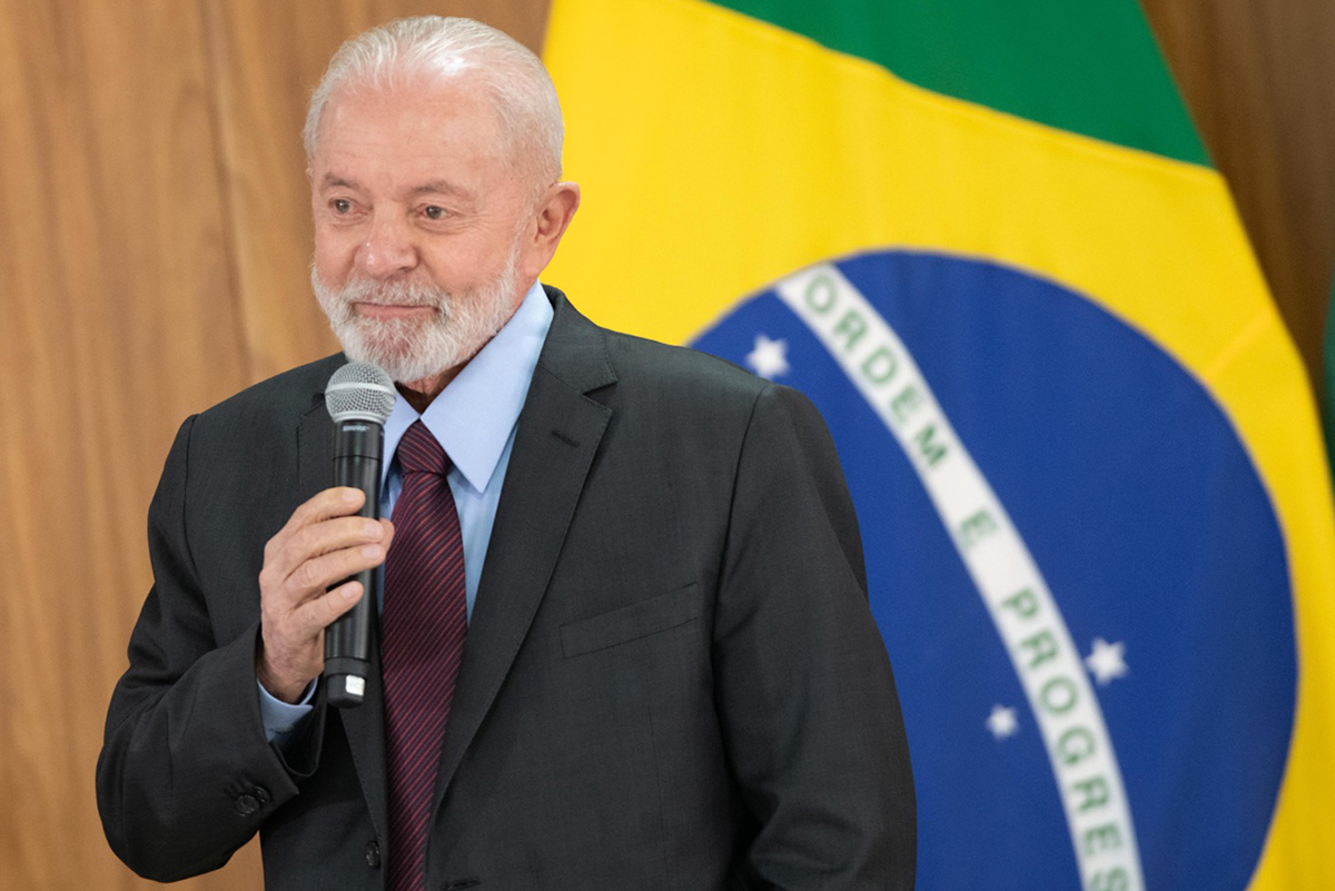 Lula se acerca a América Latina y viajará a Chile en mayo