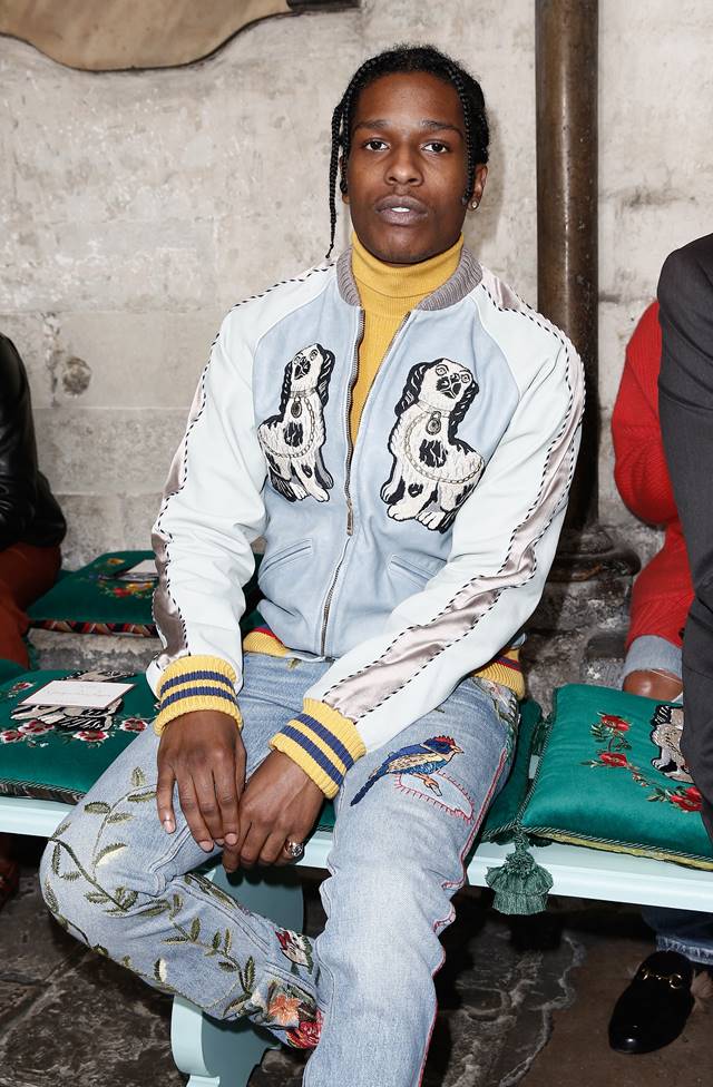 Na imagem com cor, o rapper norte-americano A$ap Rocky - Metrópoles