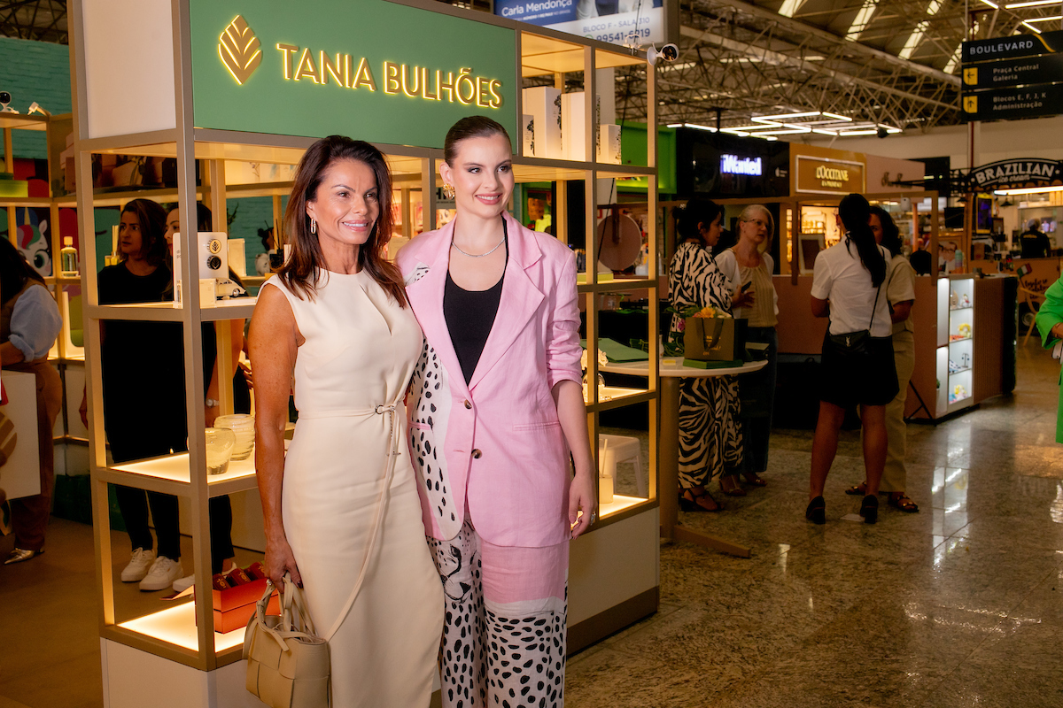 Ivana Valença e Nathália Pimenta da Veiga