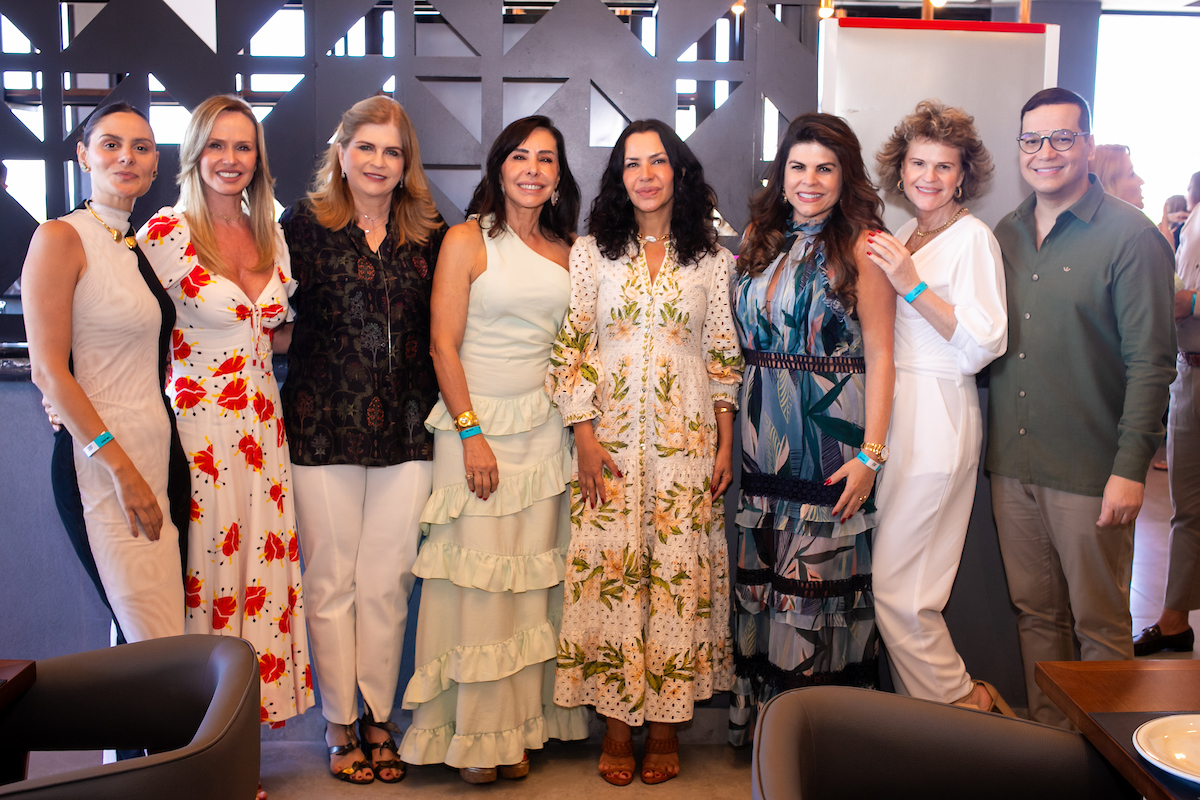 Raquel Jones, Cristina Salaro, Glaucia Benevides, Cleucy Estevão, Claudia Meireles, Janine Brito, Bertha Pellegrino e Marcelo Chaves