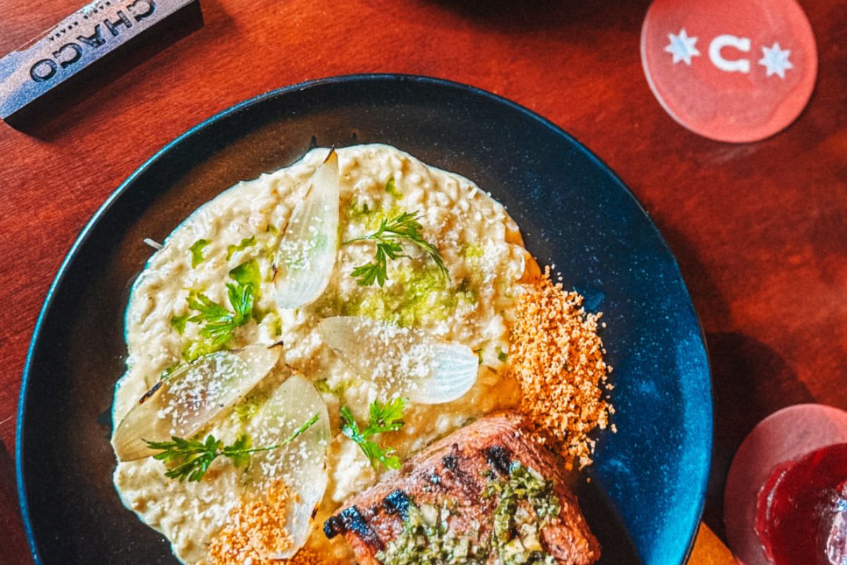 Foto colorida de um prato de comida - Metrópoles