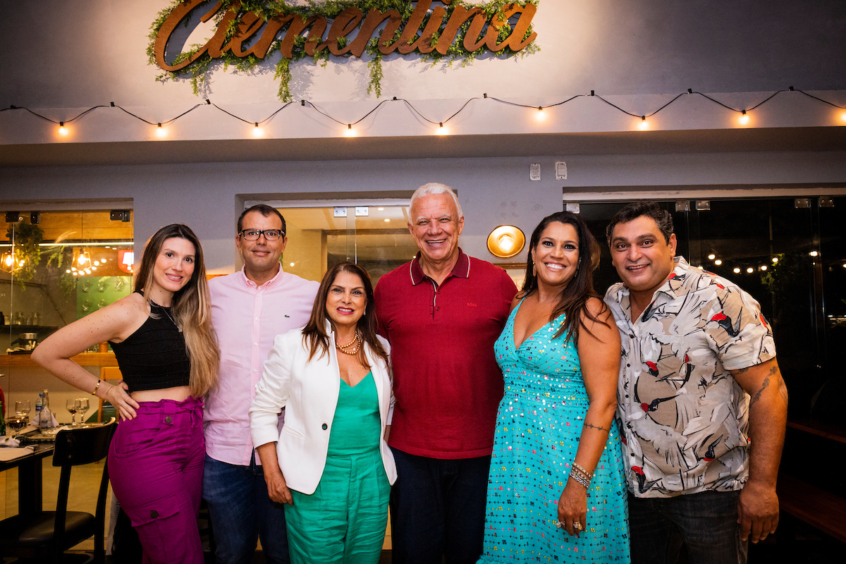 Liliane Lanzarin, Gustavo Araújo, Ana Araújo, José Humberto Pires, Caroline Sleiman e Salomão Sleiman