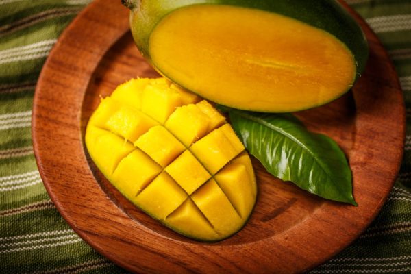 Pode comer manga todos os dias? confira benefícios do consumo
