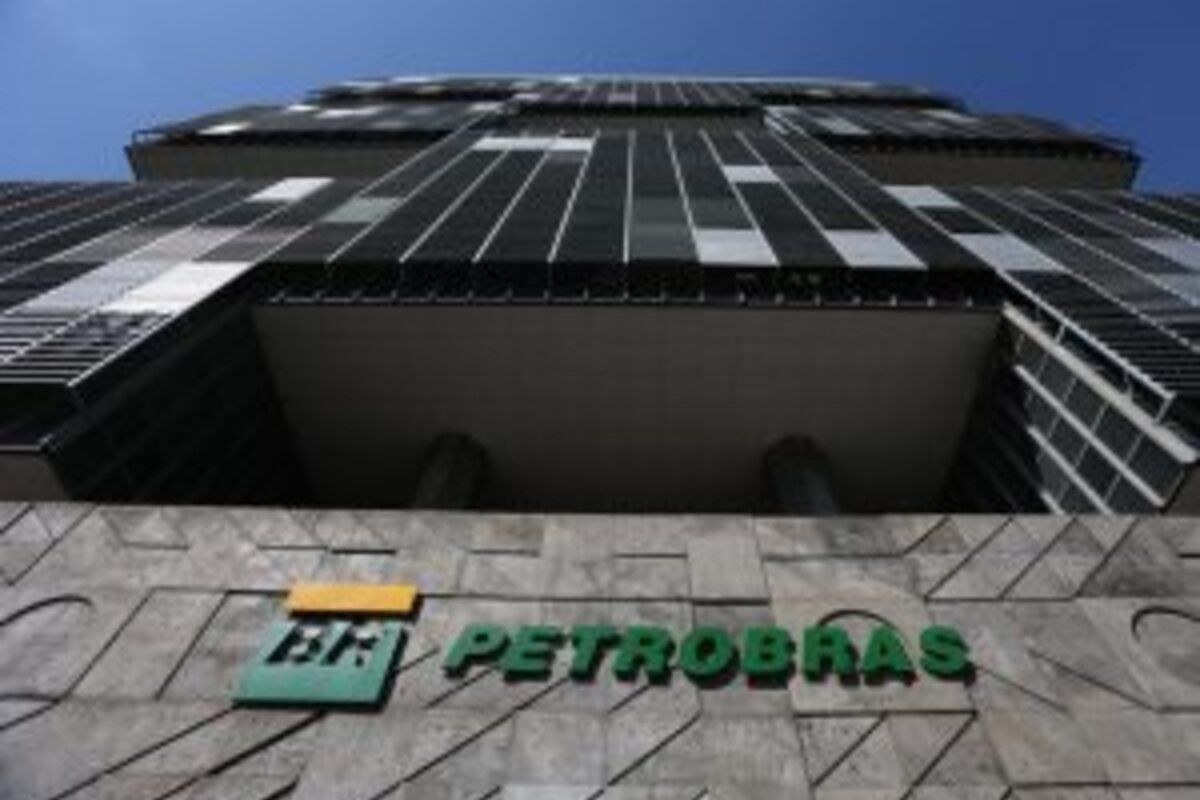 Bolsa bate novo recorde histórico impulsionada por ações da Petrobras