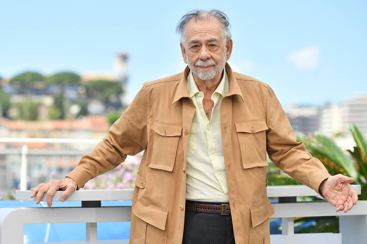 Francis Ford Coppola durante sessão em Cannes - Metrópoles