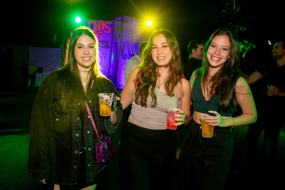 Julia Valle, Marina Accorsi e Giulianna Peres