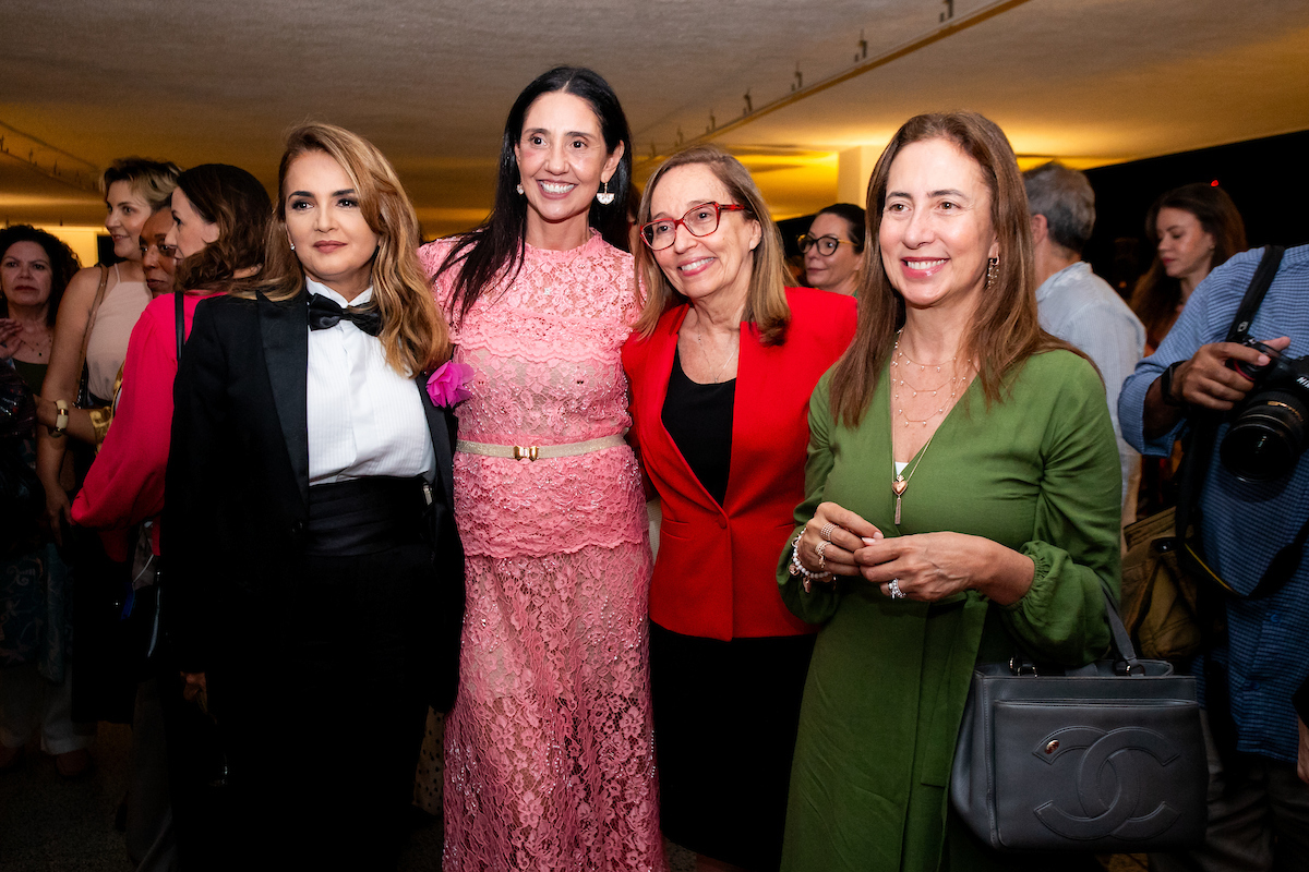 Ana Paula Ávila, Renata Foresti, Isis Magalhães e Carla Amorim