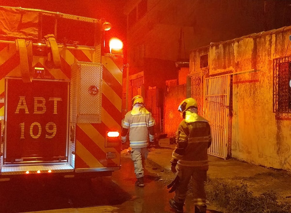 Incêndio atinge casas e homem morre em Fraiburgo - PortalRBV