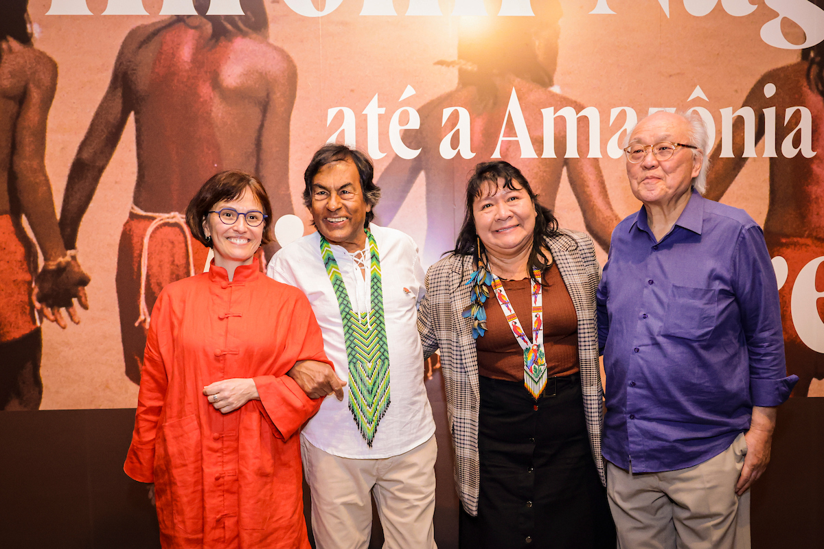 Lançamento da exposição Hiromi Nagakura até a Amazônia com Ailton Krenak