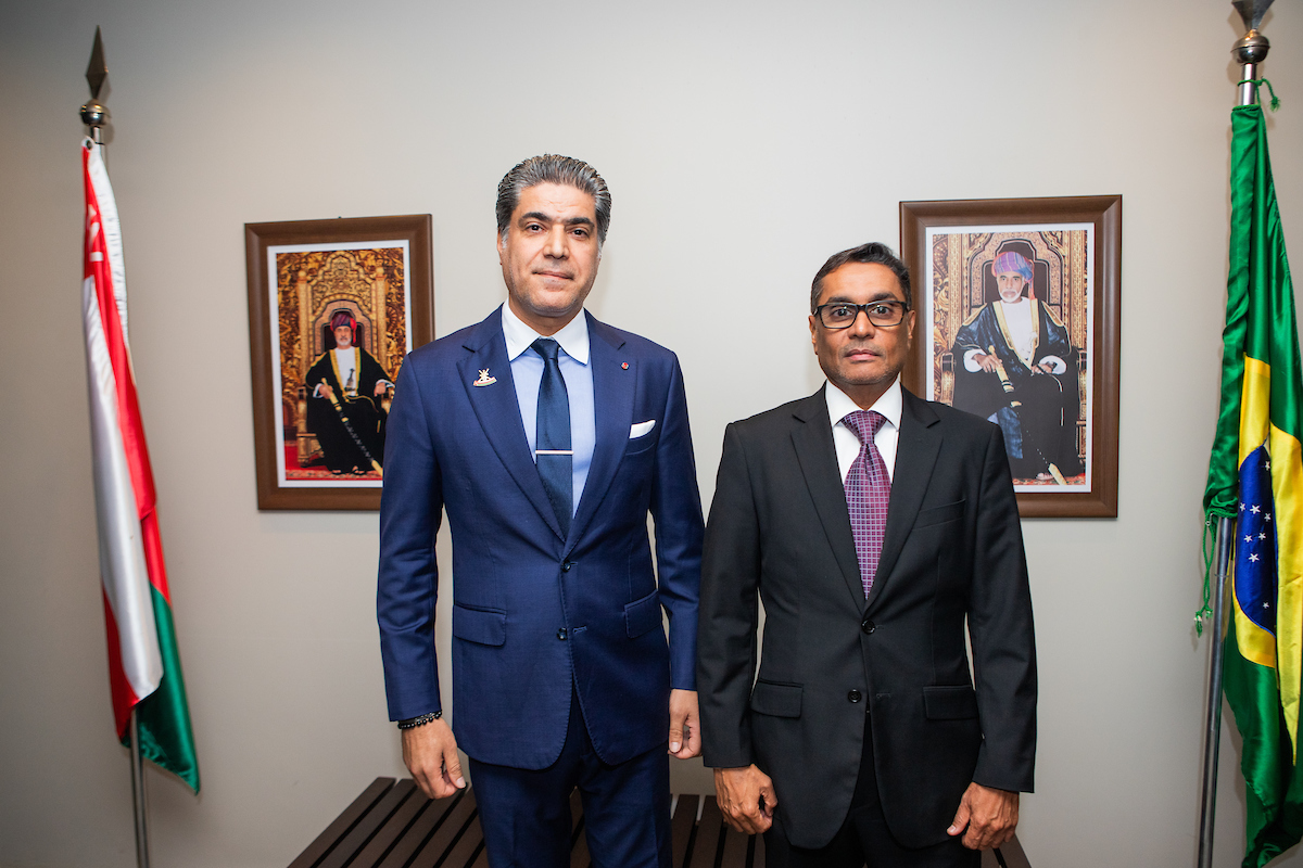Embaixador do Omã, Talal Al-Rahbi e Abdulmohsin Alojaili