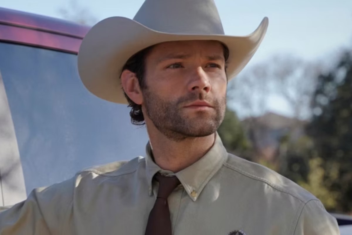 Foto colorida de Jared Padalecki - Metrópoles