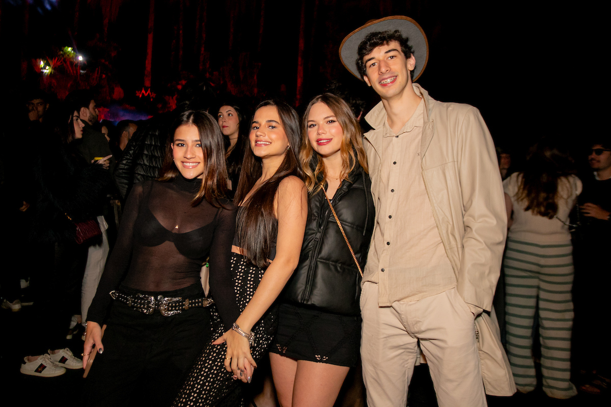 Ana Beatriz Batista Carvalho, Manuella Vilela, Júlia Machado e Arthur Terra