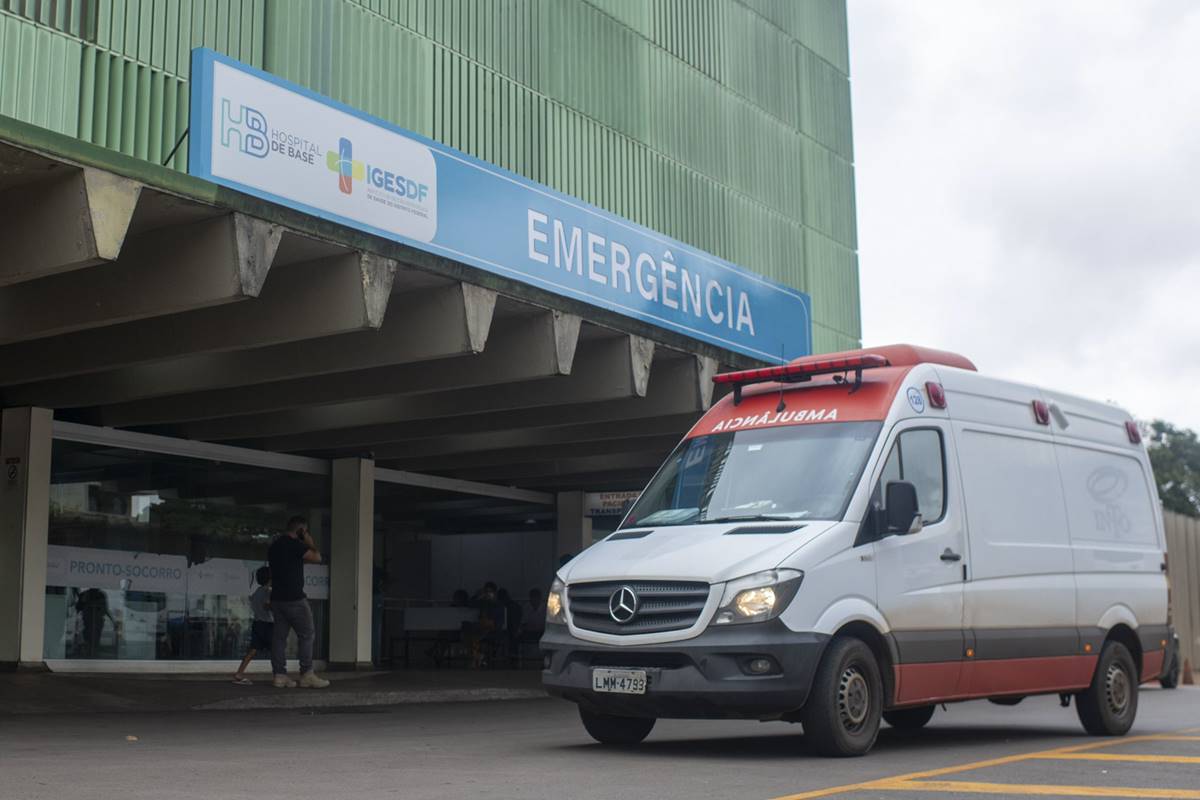 Paciente flagra residente se masturbando em exame no Hospital de Base