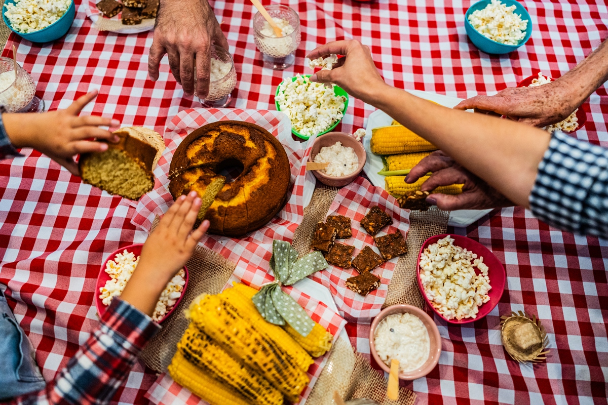 Festa Junina Sem Culpa: Saboreie os Clássicos Sem Abandonar a Dieta!