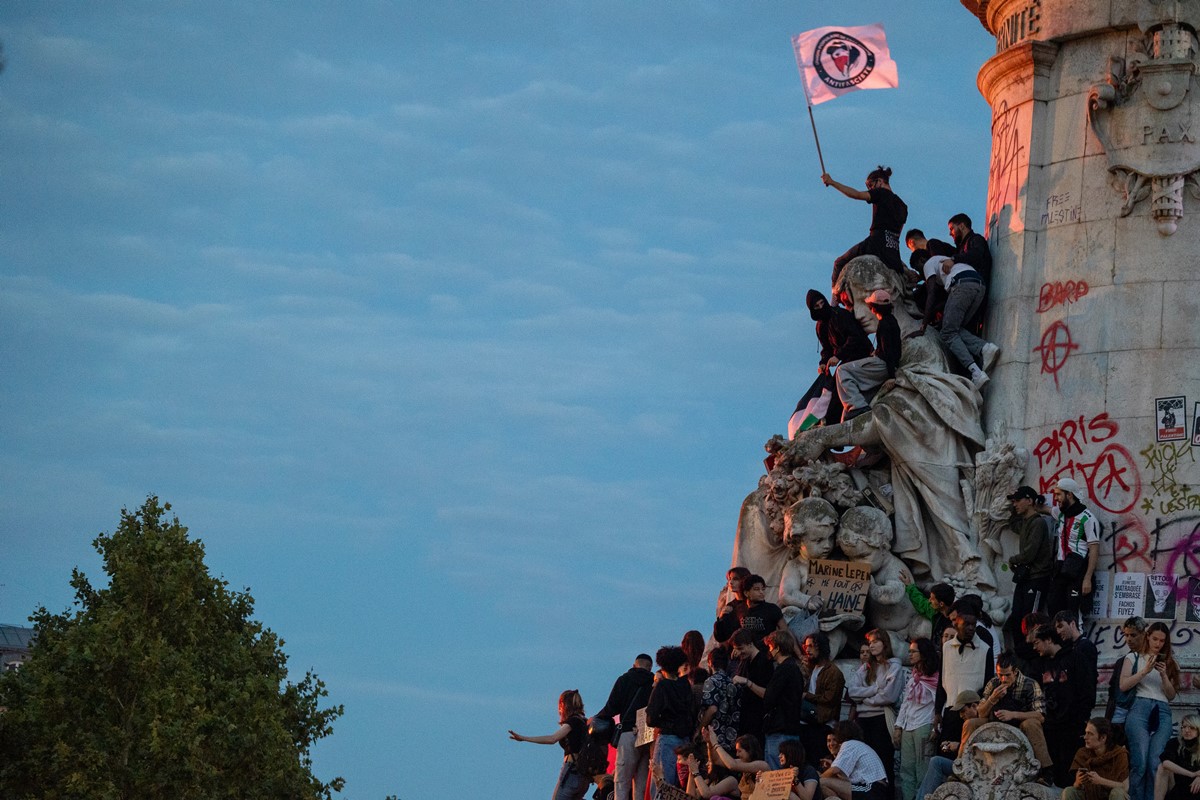 France : que se passe-t-il après la victoire partielle de la gauche aux élections