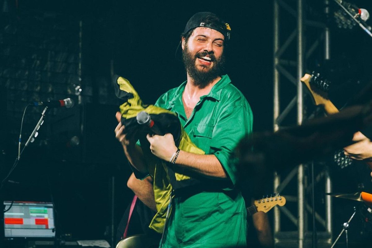 Vídeo: Diogo Defante afirma que ele enviou pizzas a fãs de Lady Gaga