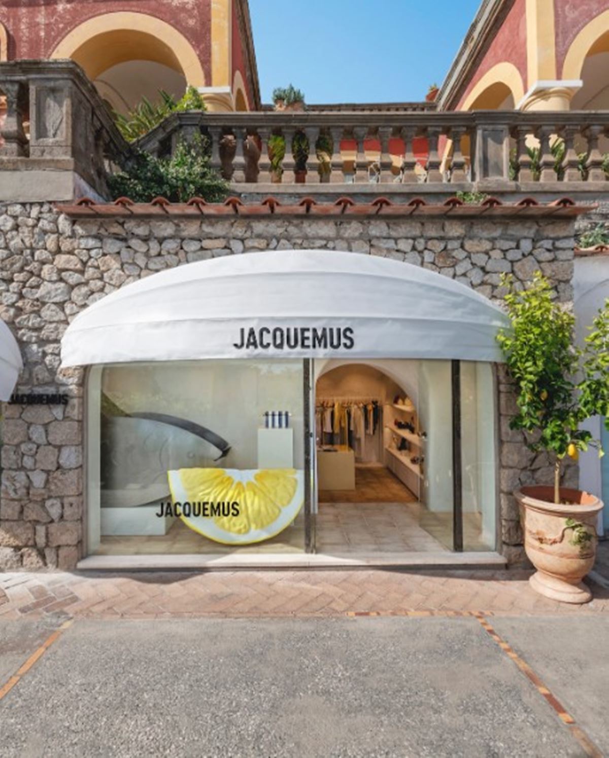 Café da Jacquemus em Capri - Metrópoles