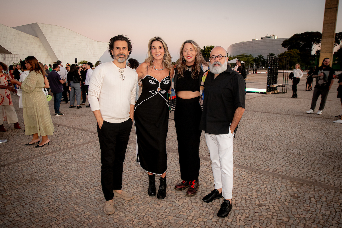 Dimitri Lociks, Caetana Franarin, Nina Coimbra e Gero Tavares