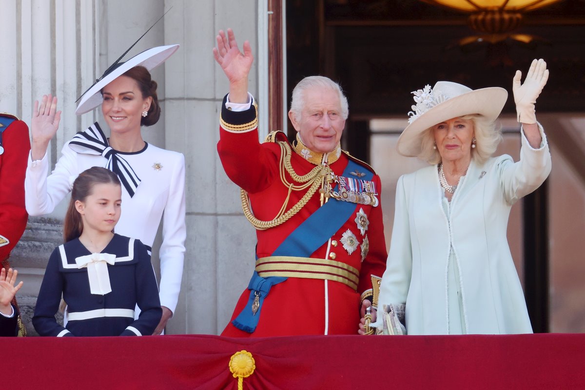 Kate-Middleton-rei-Charles-rainha-Camilla-e-princesa-Charlotte Kate é a “cola” que segura relação de William e Charles, diz expert