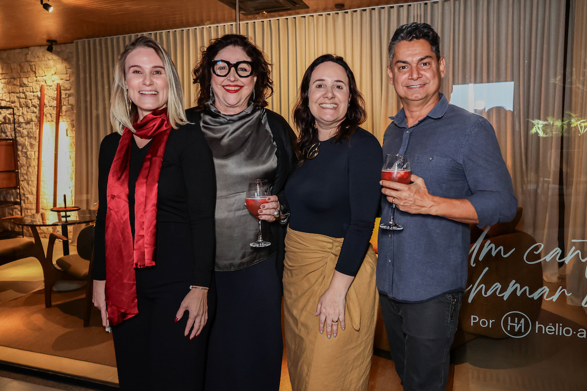 Lançamento da coleção Rastros, de Jacqueline Terpins