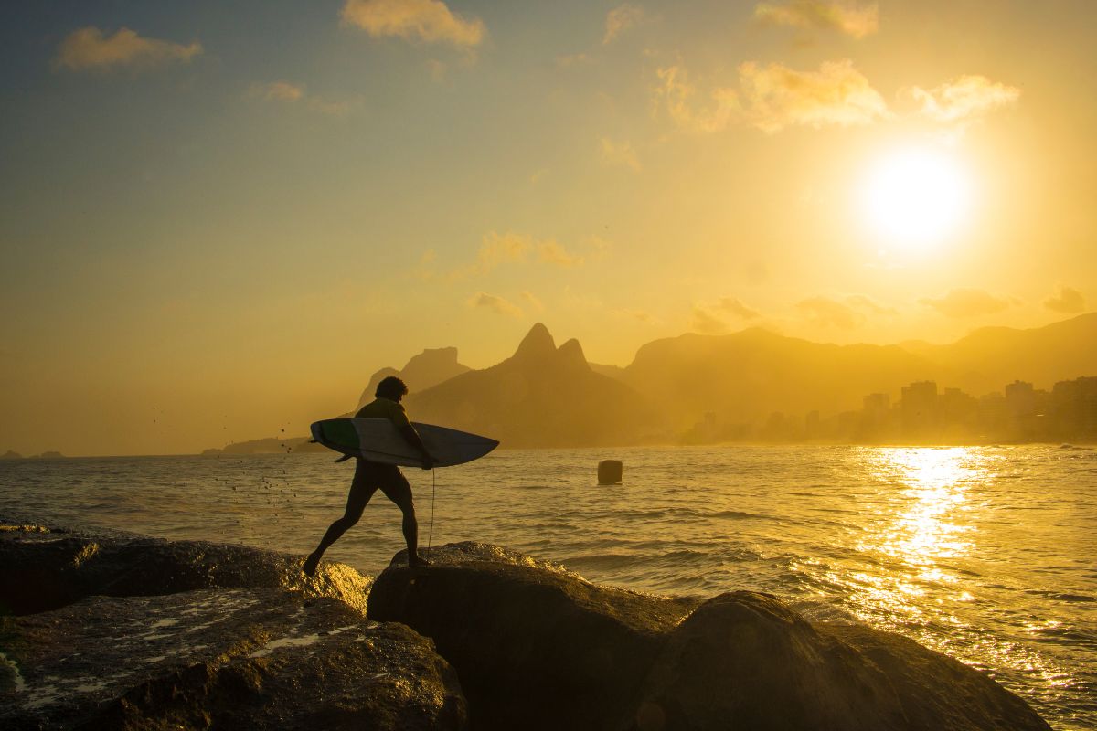 praia arpoador no rio de janeiro