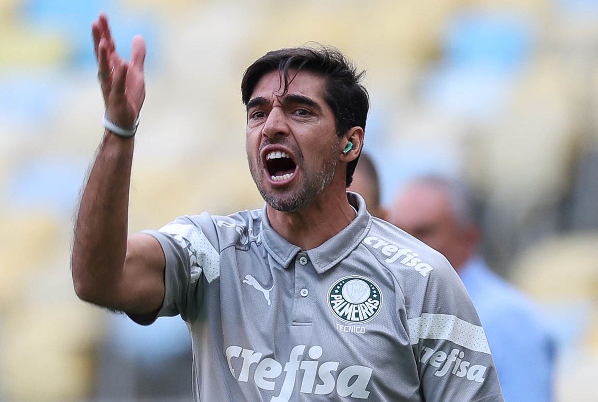 Abel Ferreira detona jogo na altitude: “Procurar ar para respirar