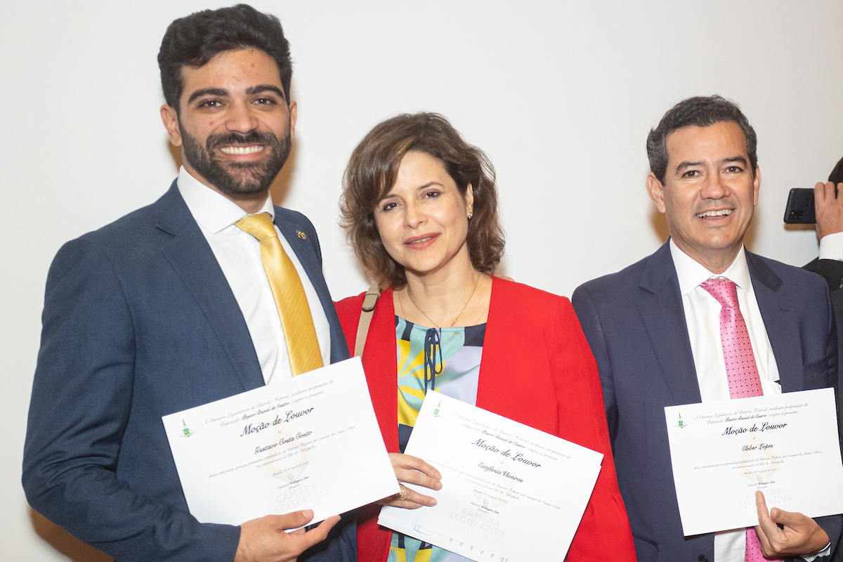 Gustavo Costa Couto, Estefânia Viveiros e Cléber Lopes