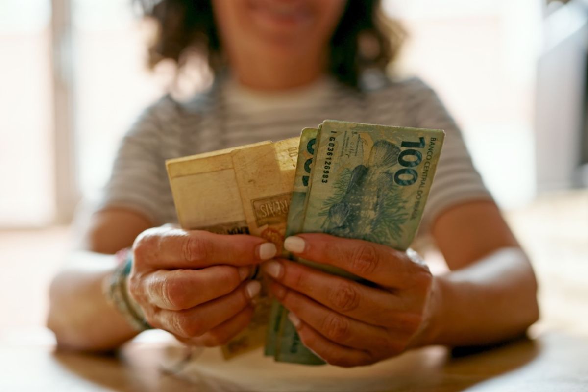PIS/Pasep: nascidos em maio e junho começam a receber abono nesta 5ª