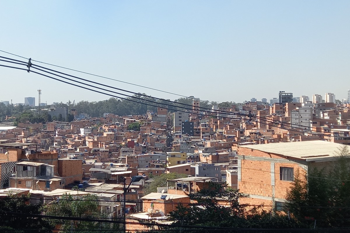 Seis anos após massacre, Paraisópolis é líder de mortes por PMs