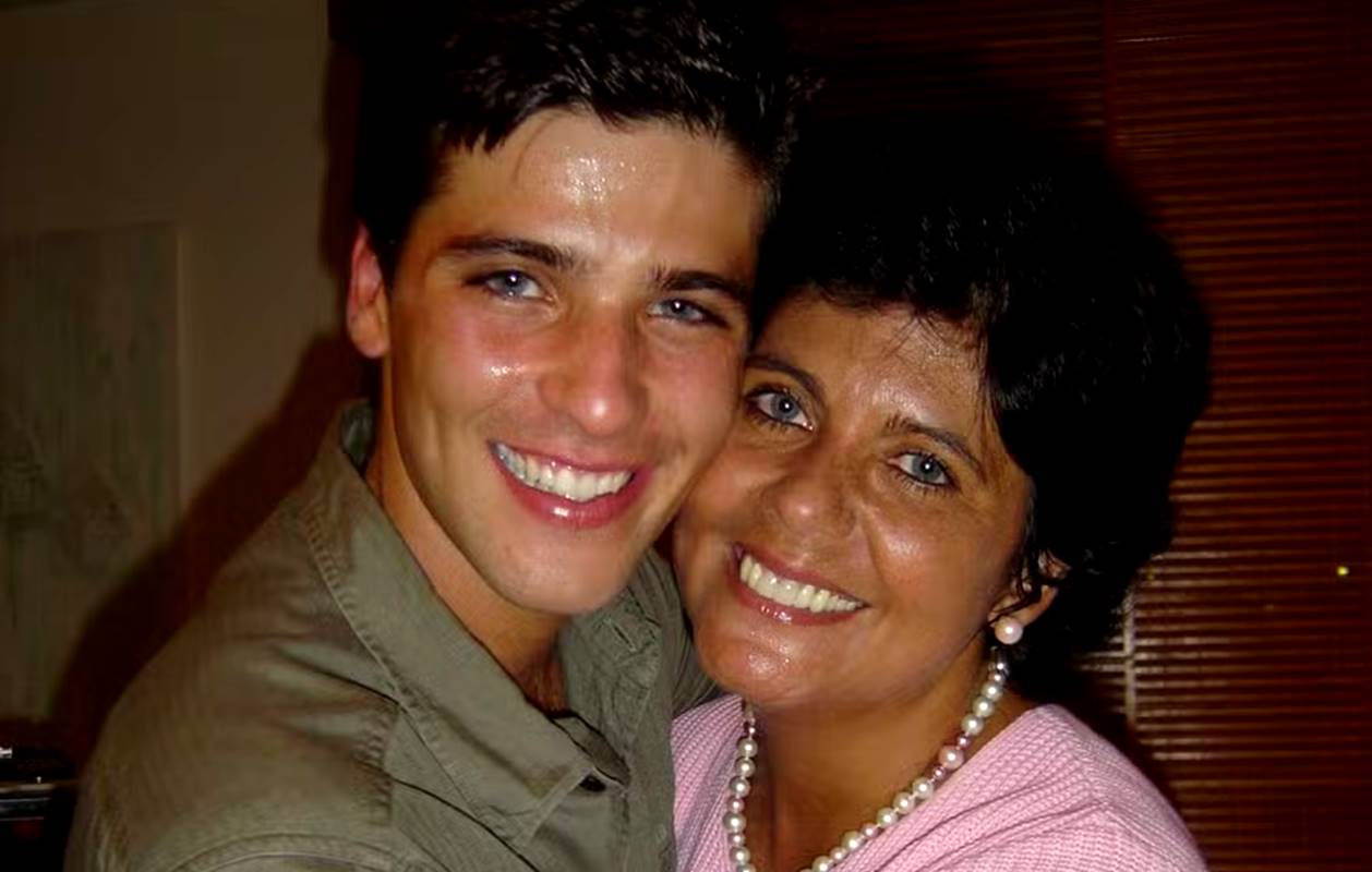 Bruno Gagliasso faz as pazes com a mãe após desavenças políticas