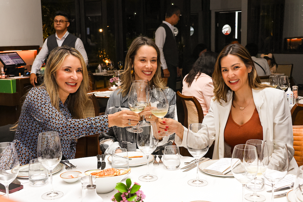 Renata Pereira, Valéria Valentim e Joyce Oliveira