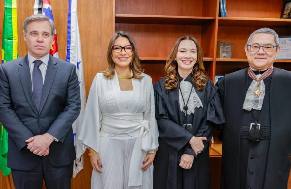 Ministro André Mendonça, primeira-dama Janja e desembargadores Gabriela Araújo e Carlos Muta