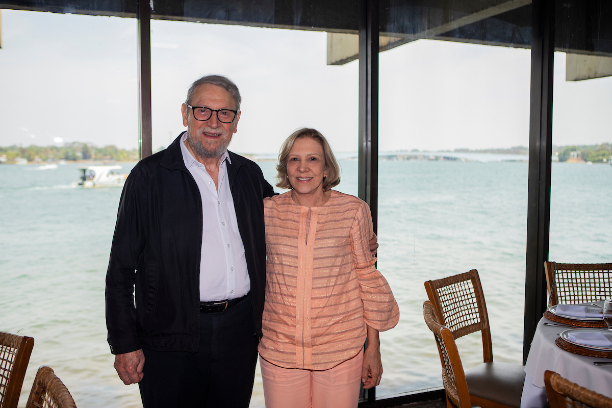 Francisco Ansiliero e Elizabete Angelin