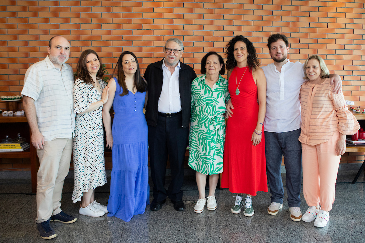 Rafael Costacurta, Giuliana Ansiliero, Graziela Ansiliero, Francisco Ansiliero, Carmelia da Conceição Ansiliero, Gigliola Ansiliero e Nicholas Shores