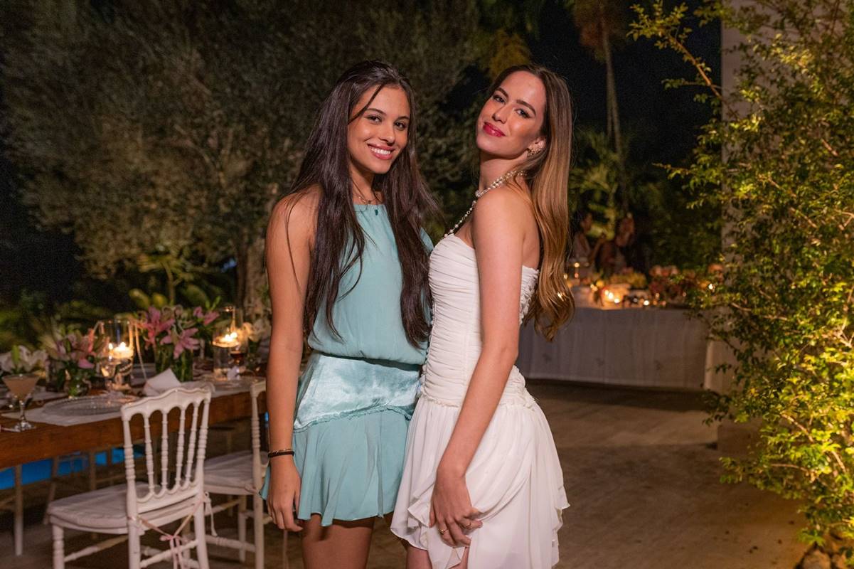 Luiza De Brito e Carol Lacerda