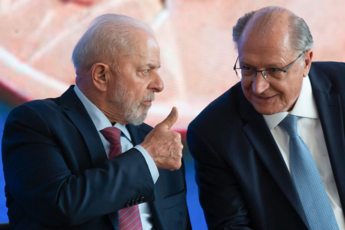 Tarifaço: Lula mira 2026 ao escalar Alckmin para buscar empresários