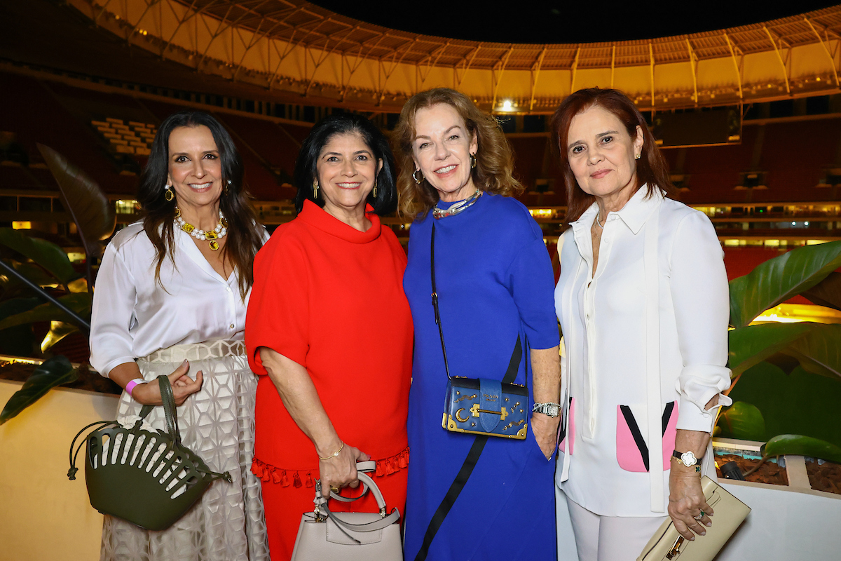 Isaura Lara Resende, Solange Ferrer, Thereza Neves e Mônica Oliveira