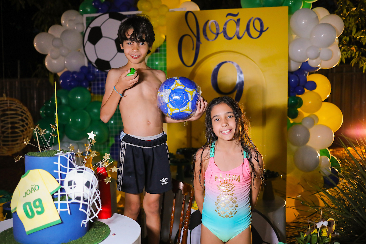 Aniversário de 9 anos de João Estevão de Carvalho - Metrópoles